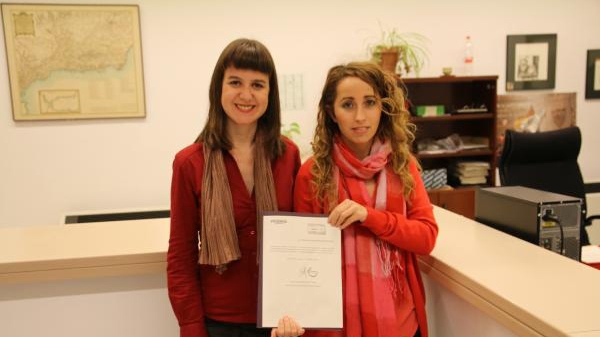 Lucía Ayala y Mercedes Barranco, de Podemos.