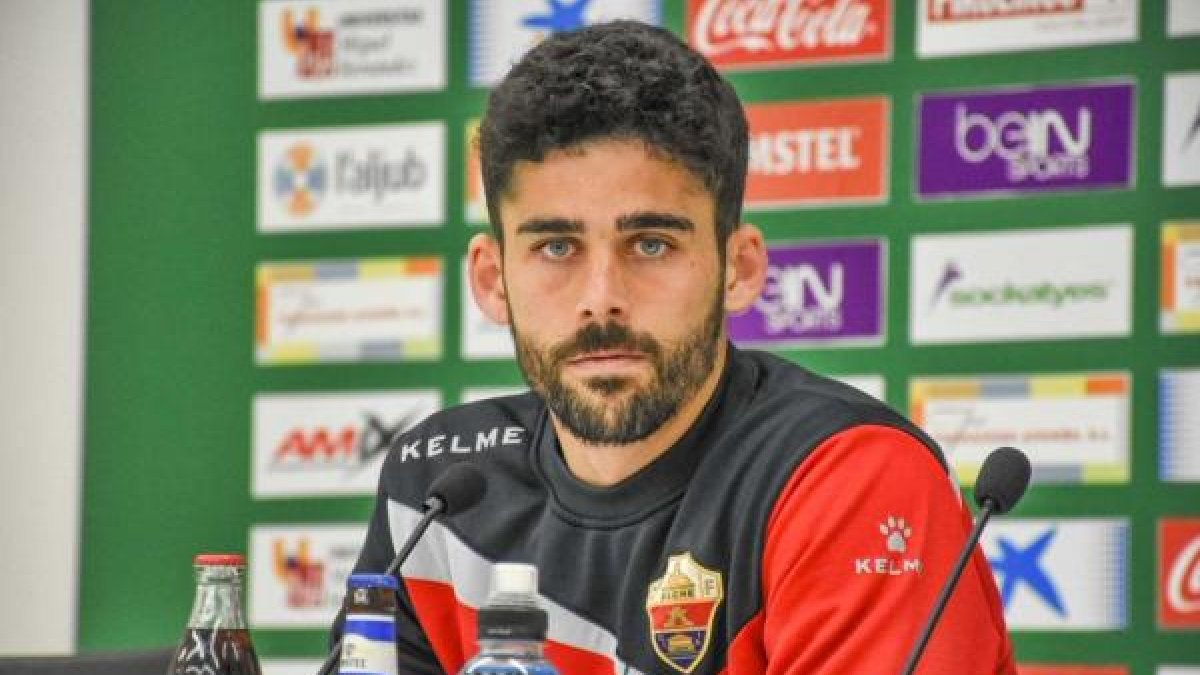 Caro durante la rueda de prensa.