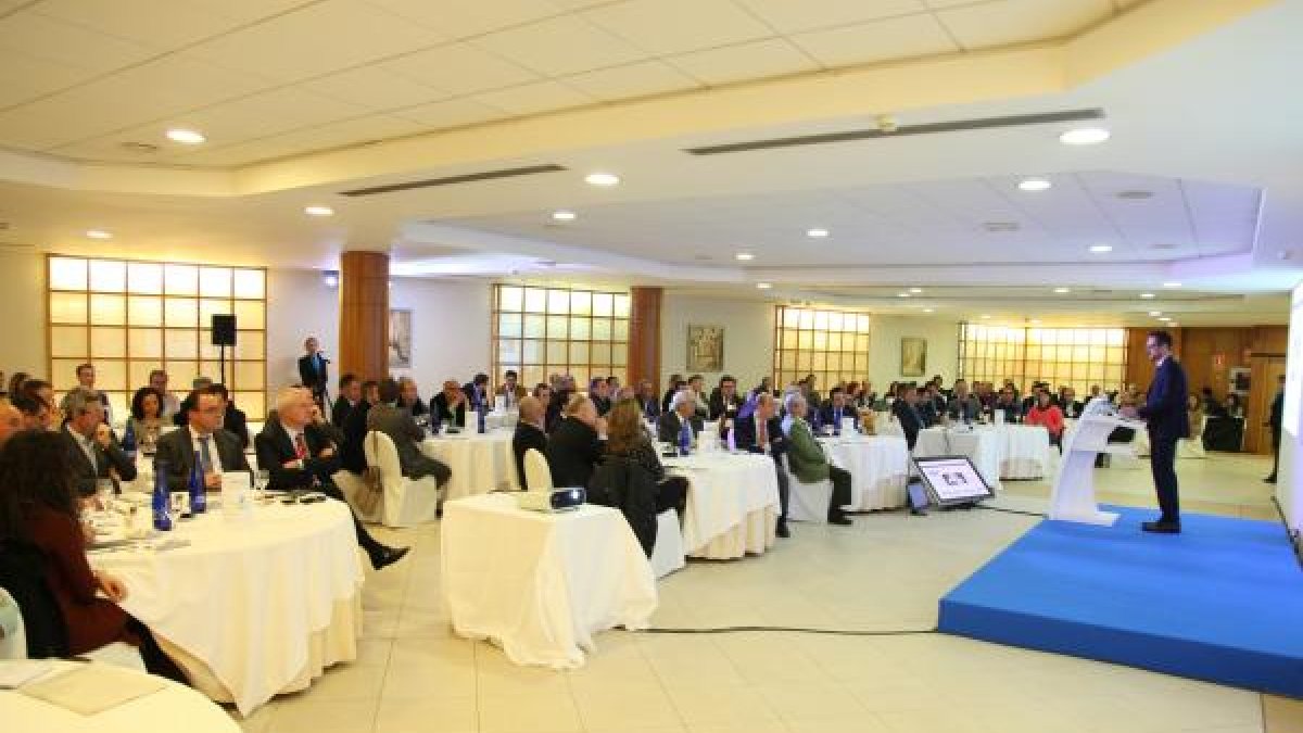 Asistentes a la jornada en el Hotel Tryp.