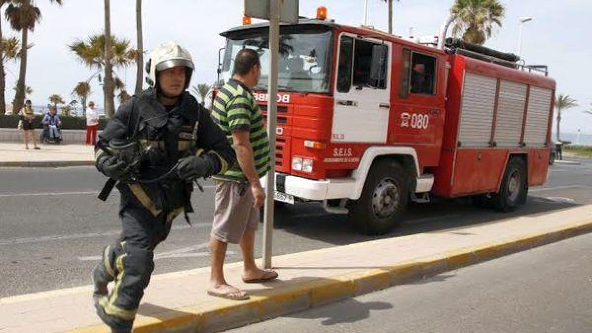 Los bomberos los funcionarios mejor valorados.