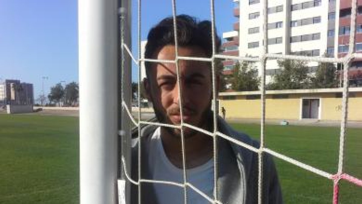 Adri, este lunes en el campo de la Vega de Acá.