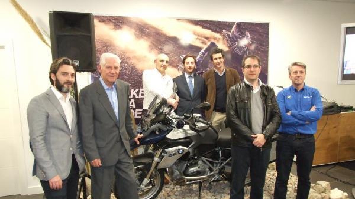 Directivos de  BMW Motorrad España y Almería.