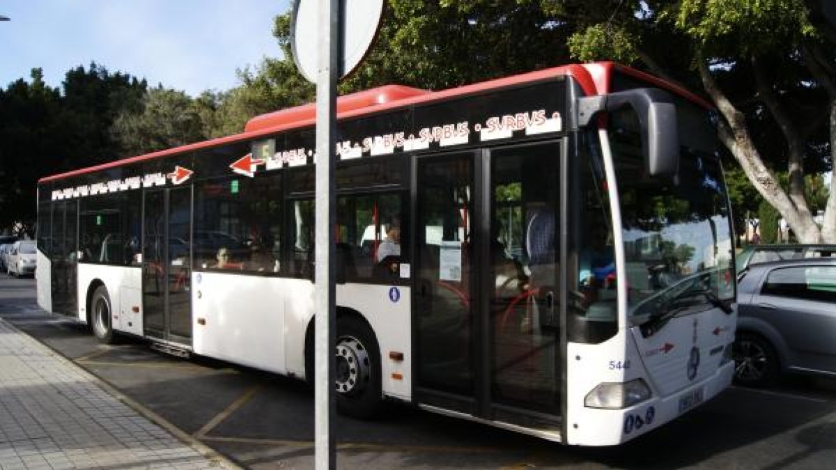 Autobús urbano en la capital almeriense