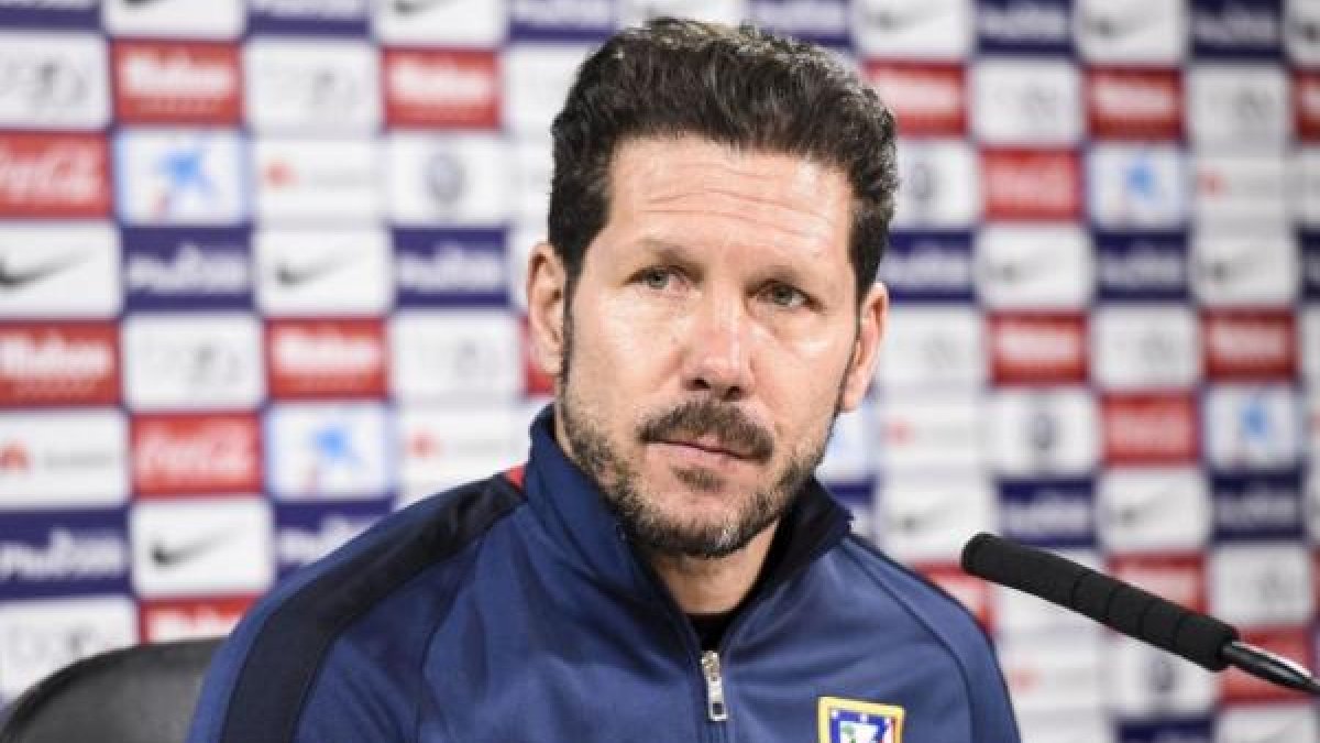 Simeone durante una rueda de prensa.