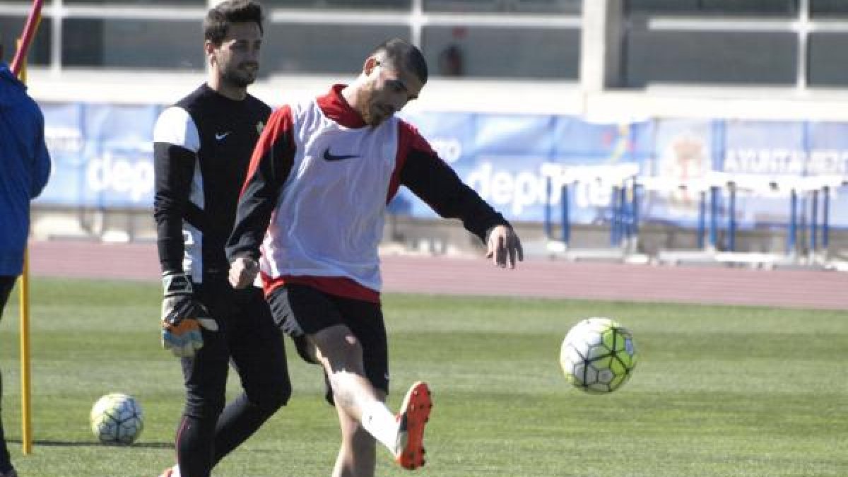 Fran Vélez en el entrenamiento de este jueves.