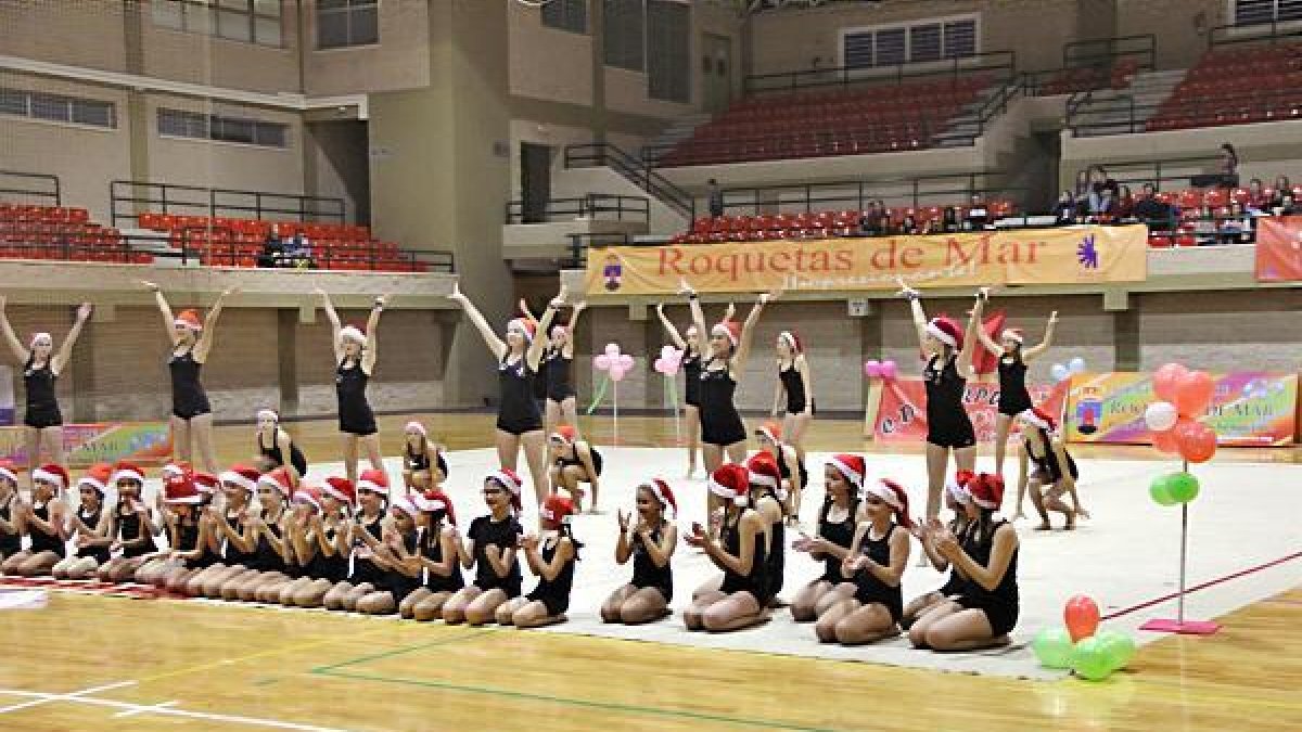 La Escuela Purpurina en una de sus actuaciones.