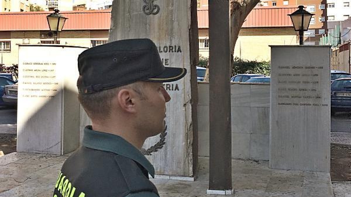 Marcos P. en la Comandancia de Almería