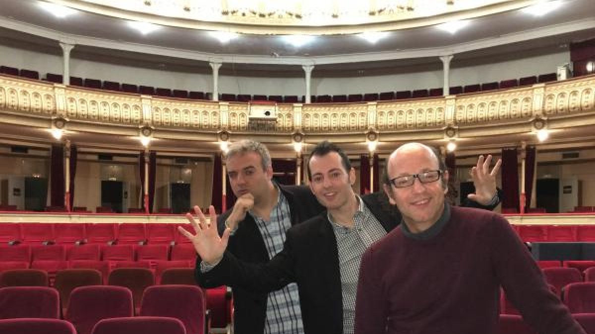 Paco Calavera, Curro Verdegay y Kikín Fernández, esta mañana en el Cervantes.