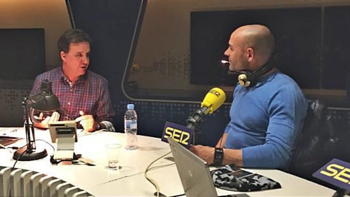 Paco con José Ramón en El Larguero.