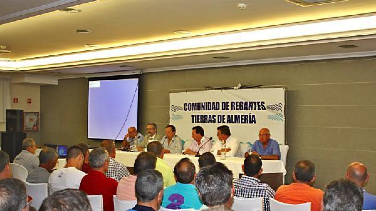 Asamblea de Tierras de Almería que decidió ceder agua