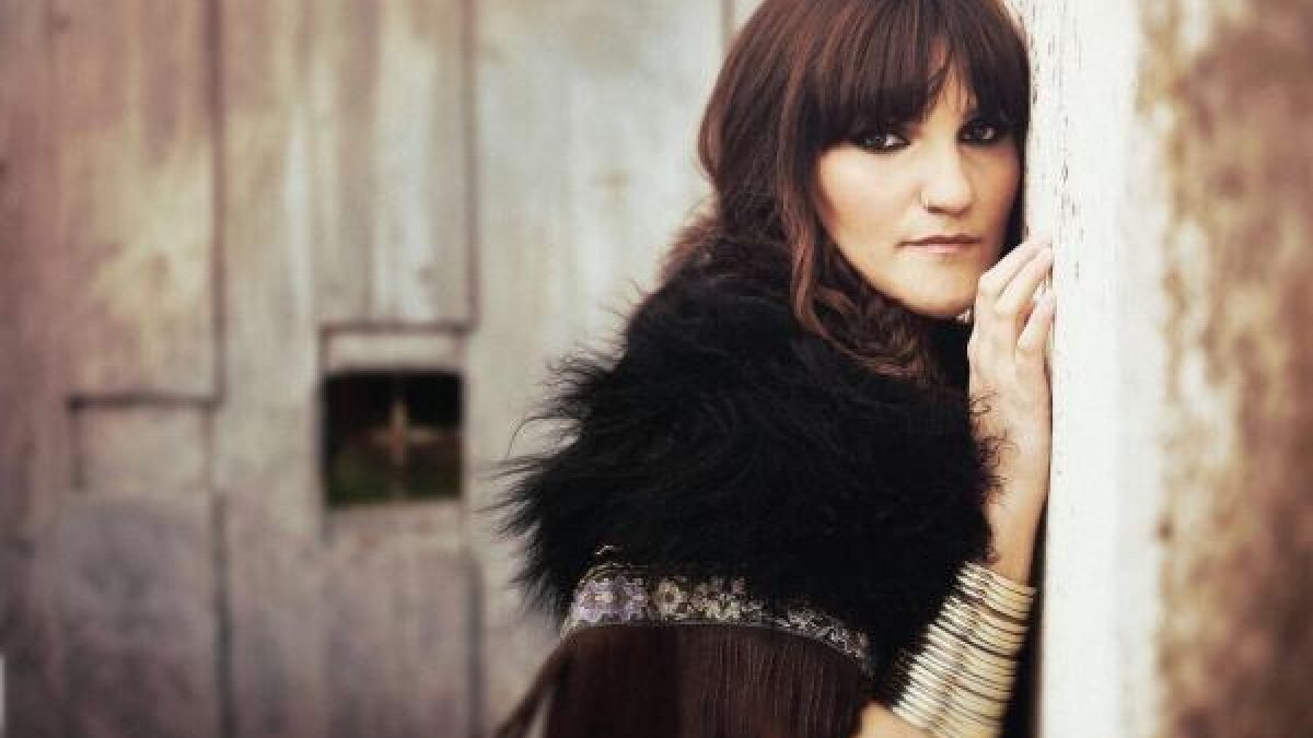 Rozalén, que actúa hoy en Almería, en una imagen promocional.