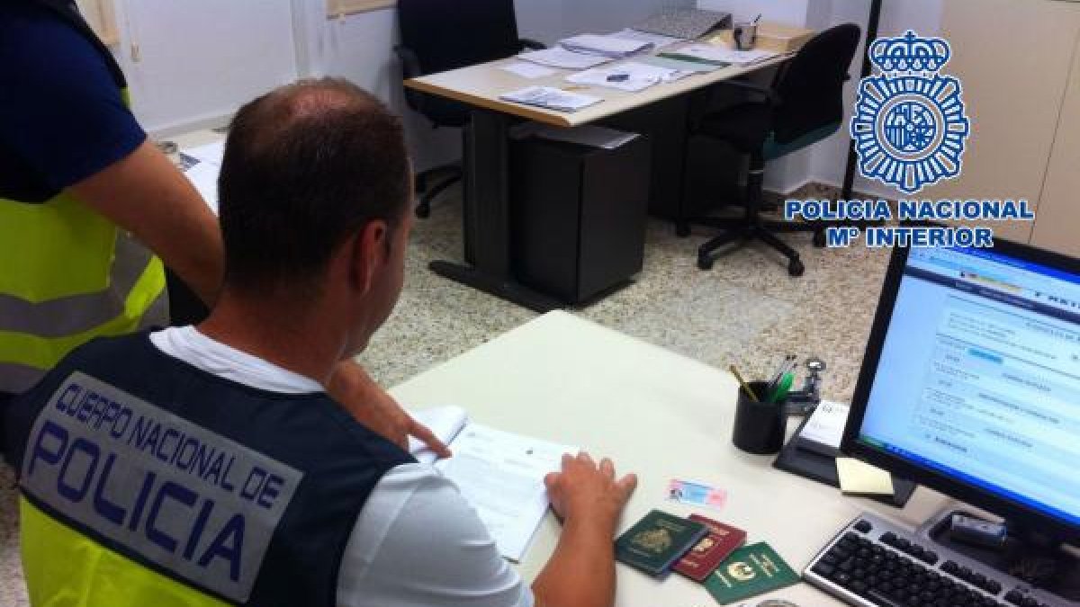 8 trabajadores han sido investigados por el cobro ilegal de prestaciones por desempleo y bajas por maternidad.