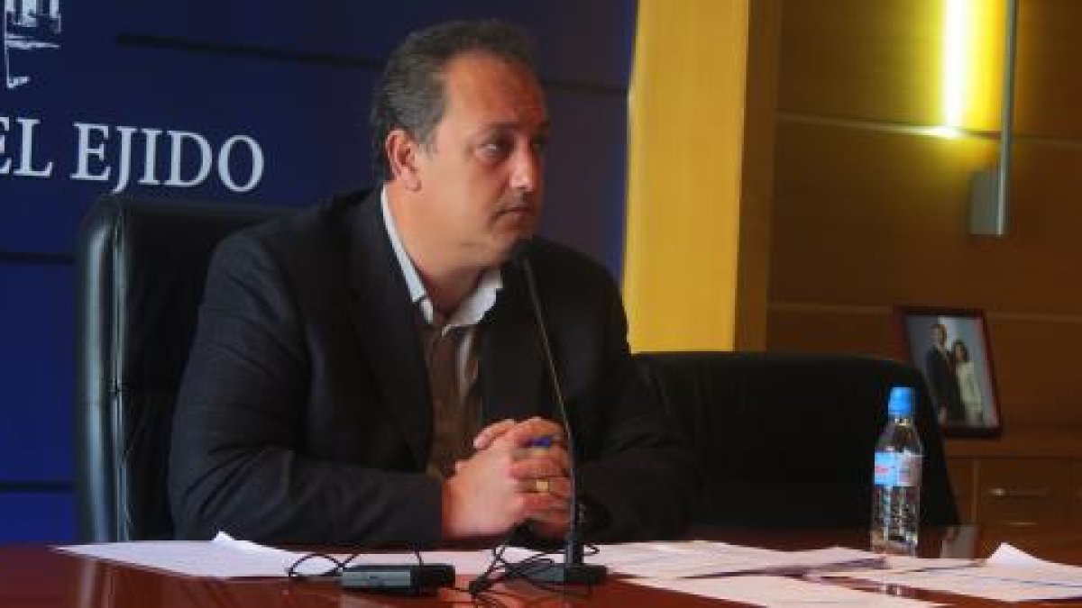 El concejal de Hacienda y portavoz del equipo de Gobierno, en el Consistorio.