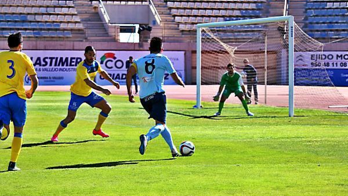 Dani Cara será una baja muy importante para los celestes.