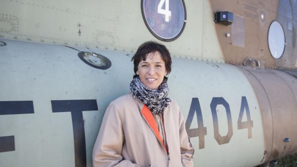 Ariadna Gil da vida a la capitana Varela.