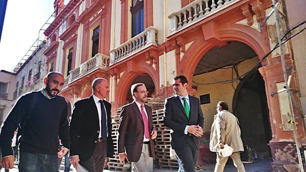 Anterior visita del consejero a la Plaza Vieja.