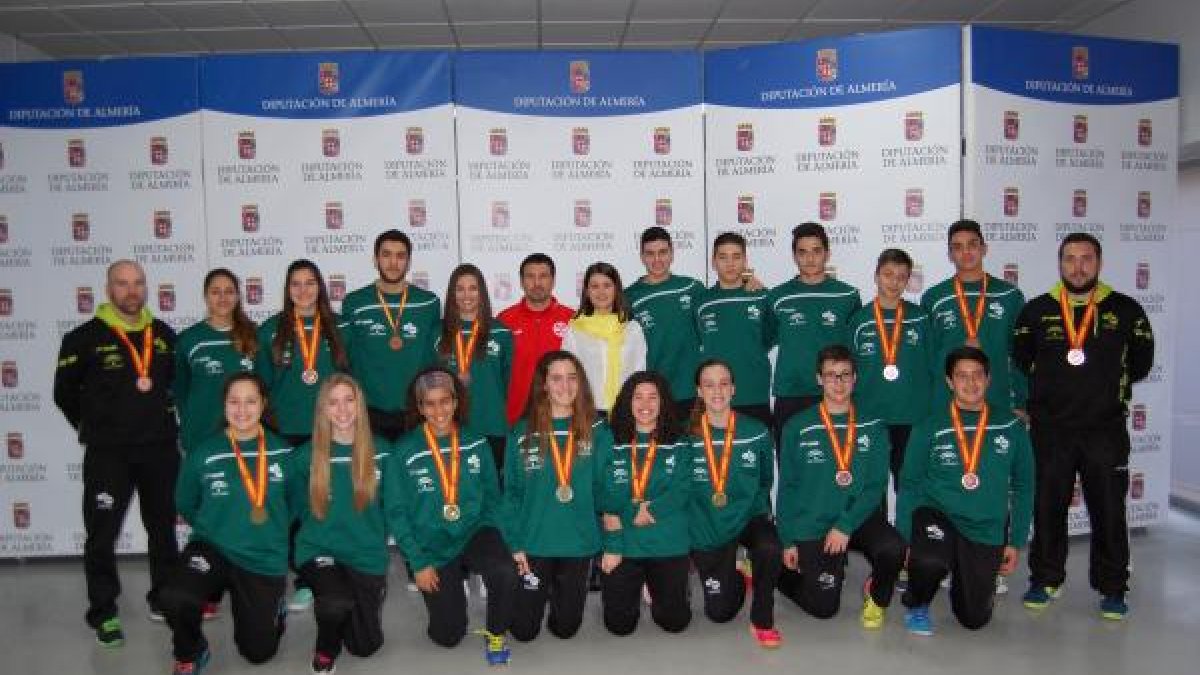 Foto de familia en Diputación.