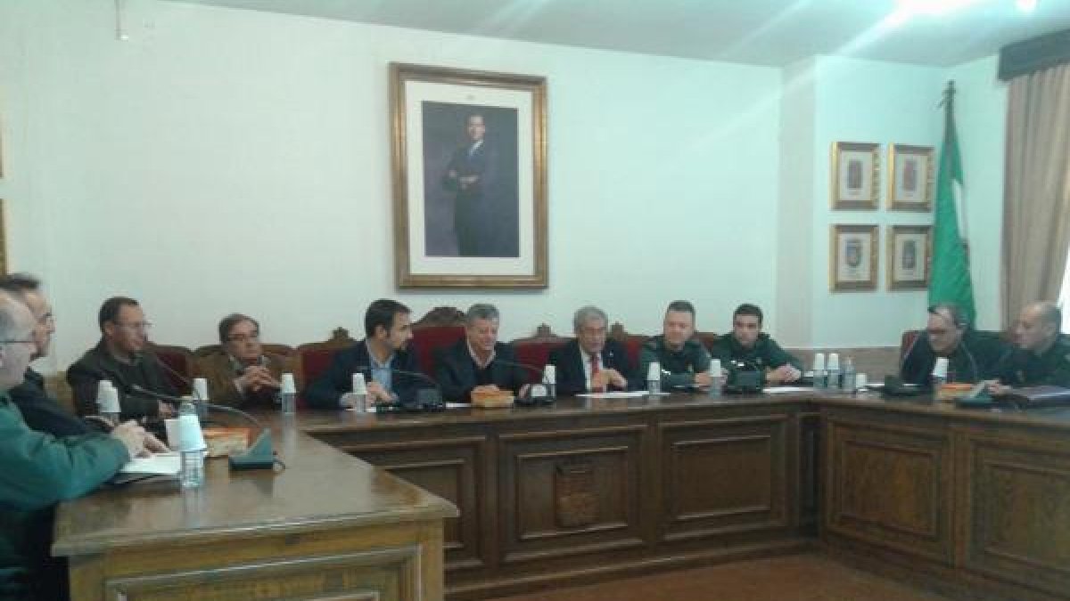 Junta Local de Seguridad, reunida hace unos días por el aumento de robos.