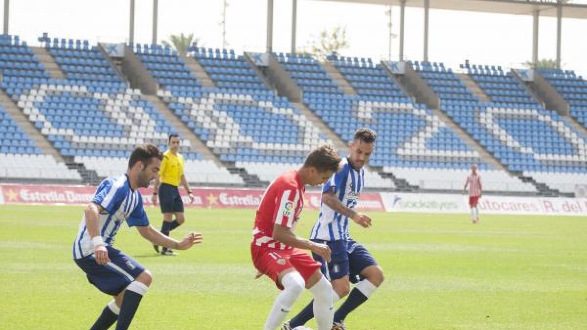Guirao en el partido de la primera vuelta.