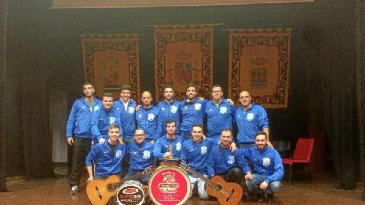 Jose Antonio ‘Peke’, Pedro ‘El Nano’, Sergio Fresa, Martín, Mario, Belmonte, Iván Moreno, Diego Guerra, Plegue, representante y octavilla; Josefe, P