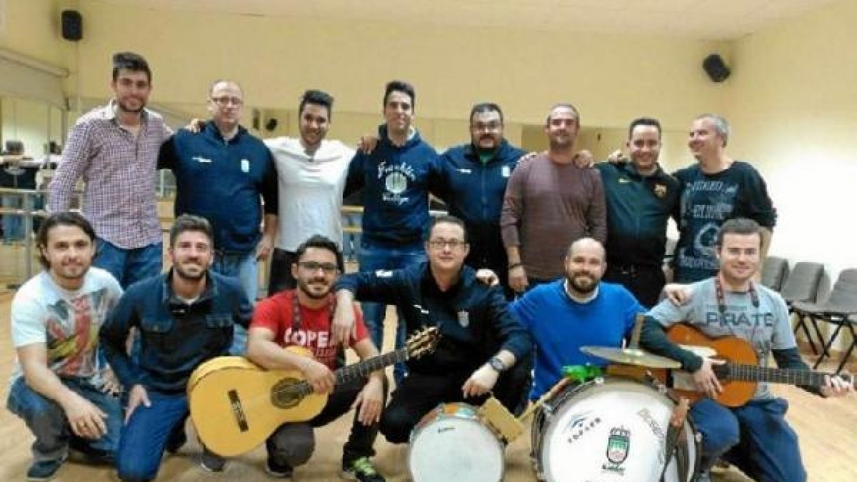 Jesús Alonso, director; José Fco. Navarro, Miguel A. García, José M. Sánchez, Salvador Pérez, Edu Centeno, Juan J. Hernández, Juan R. Díaz, David To