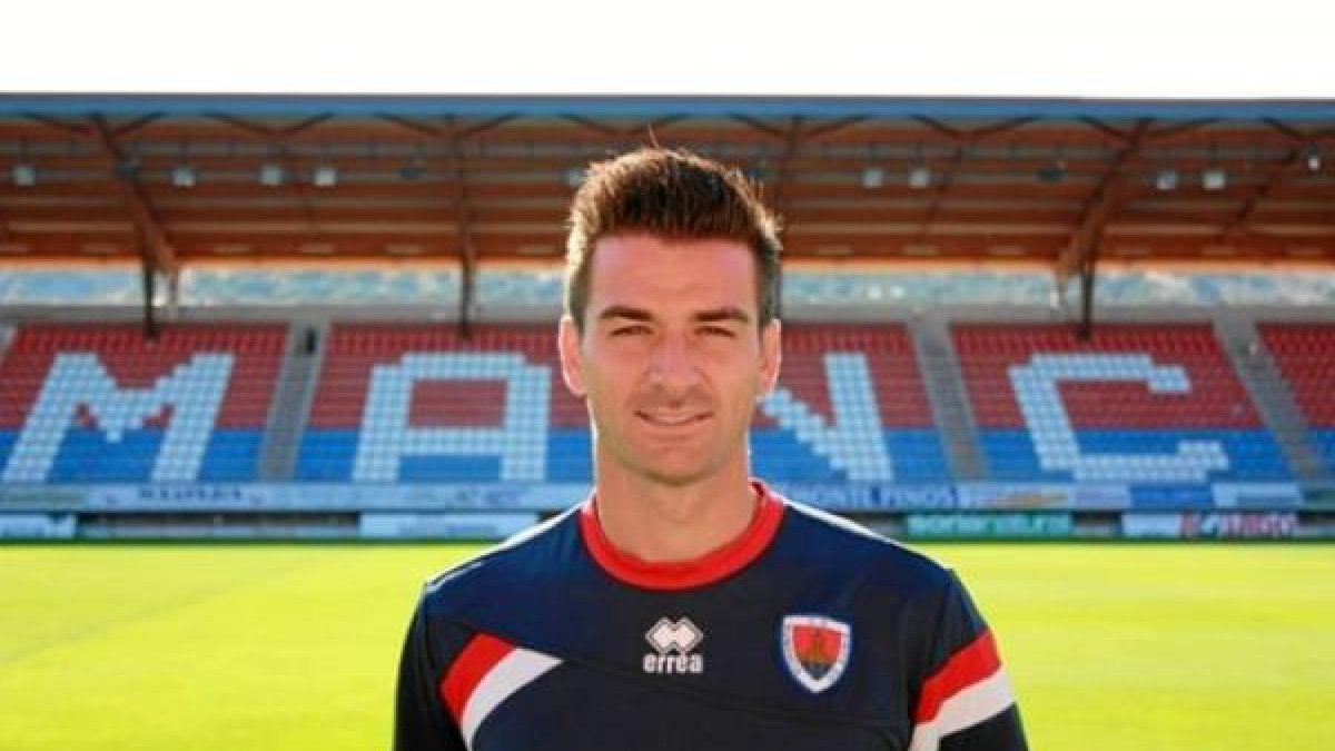Natalio cierra una larga etapa como jugador del Numancia.