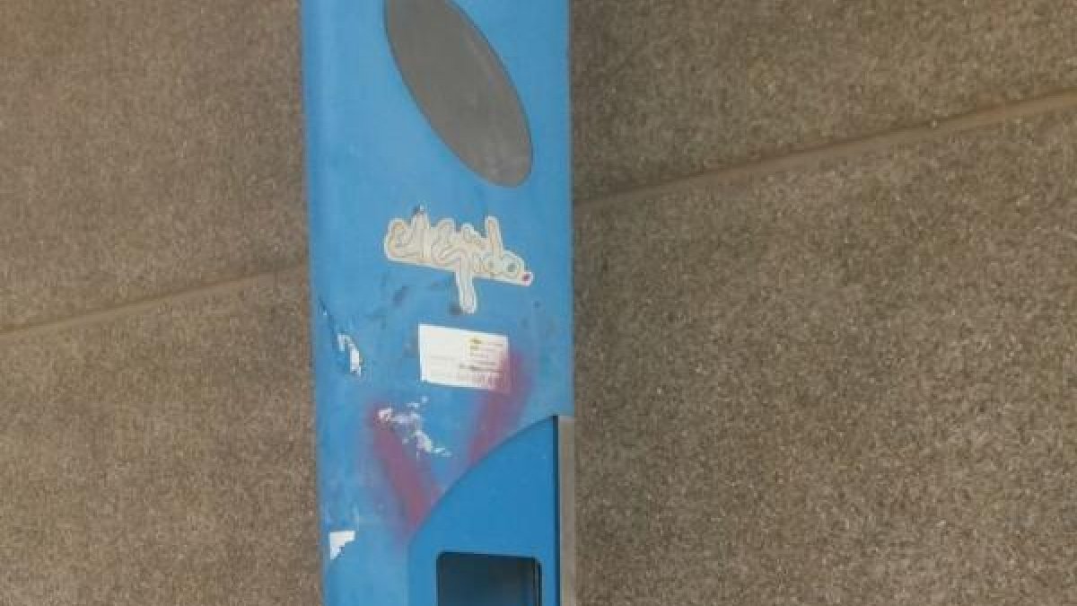 Panel informativo en El Ejido, en mal estado.