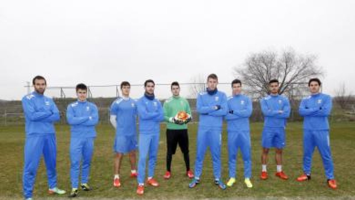 Víctor Díaz, Bustinza, Mantovani, Insua, Serantes, Juanan, Albizua, Luis Ruiz y César Soriano.