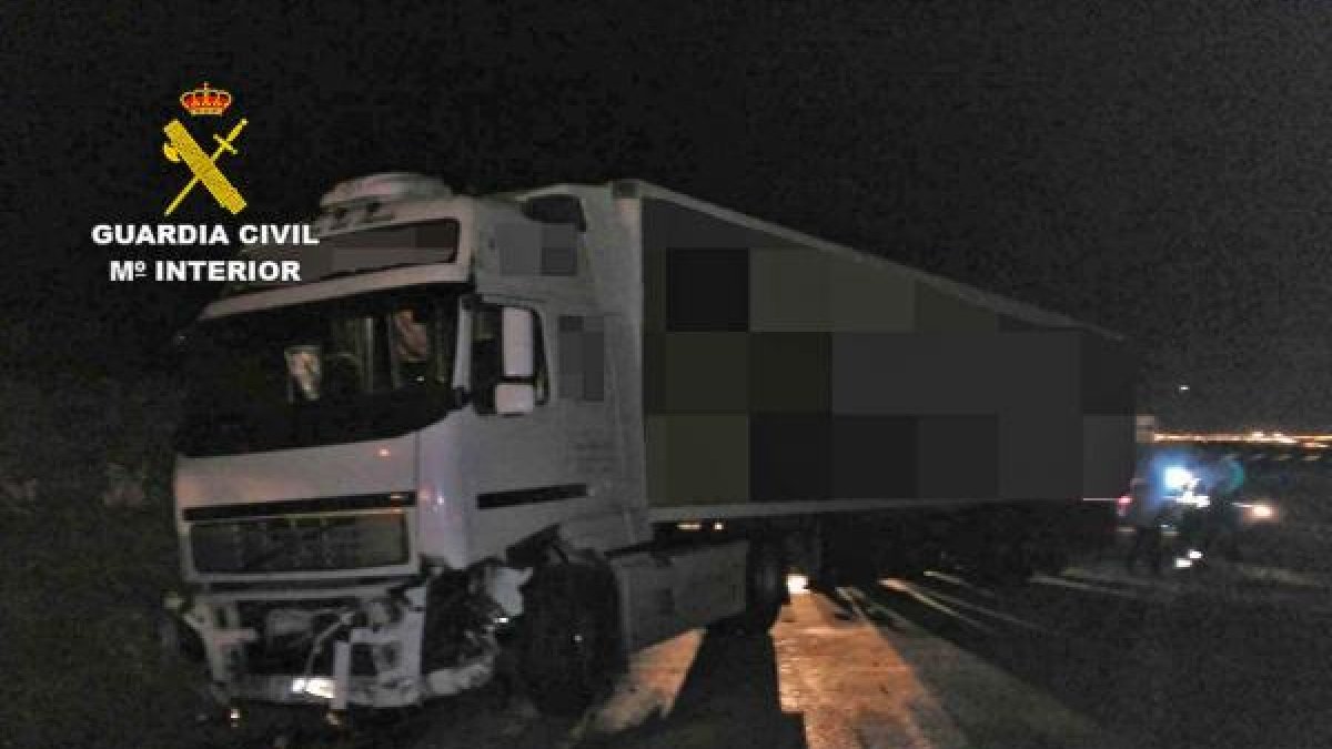 Vehículo accidentado que conducía el investigado.