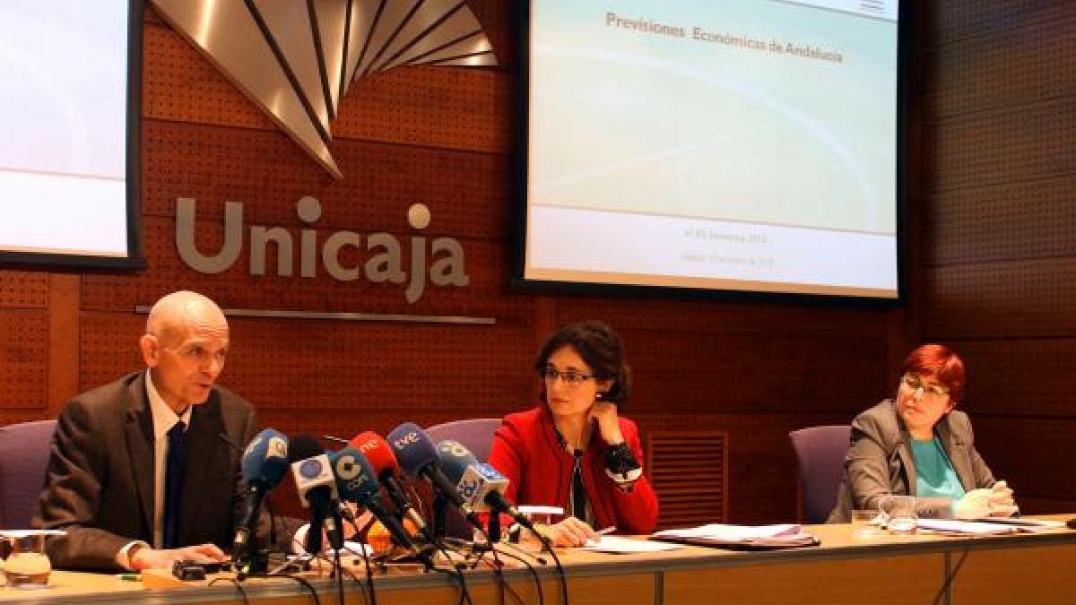 El informe presentado por los técnicos de Unicaja ha trasladado buenas noticias para la economía almeriense.