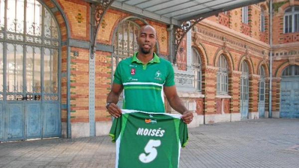 Moisés Cézar el día de su presentación.