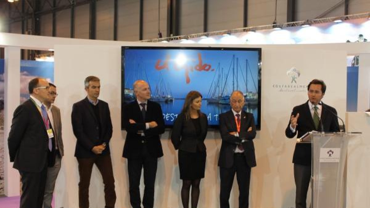 El equipo de Gobierno durante la Feria de Turismo FITUR del pasado año.