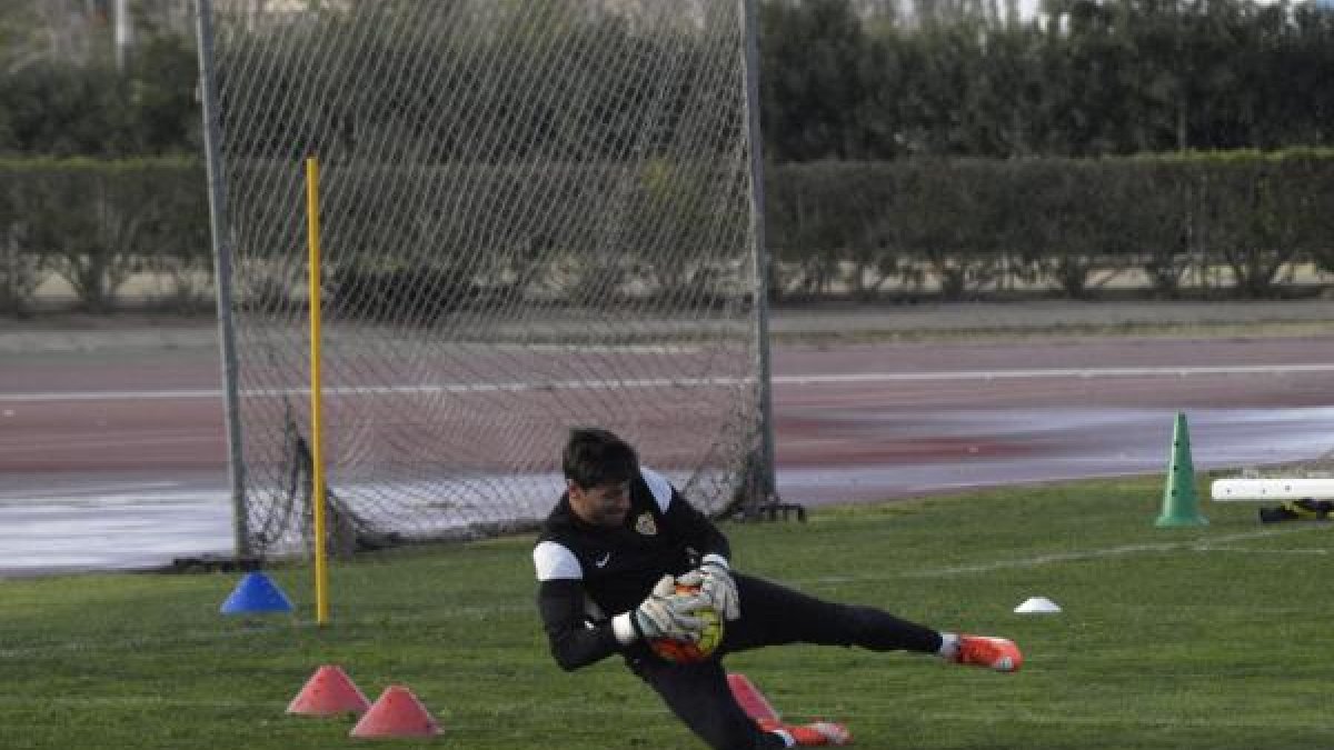 Casto entrenando en el Anexo.