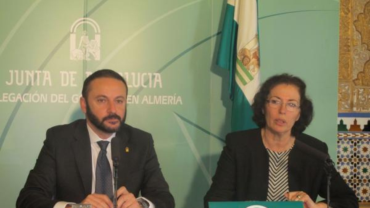 Gracia Fernández junto a Miguel Ángel Tortosa.