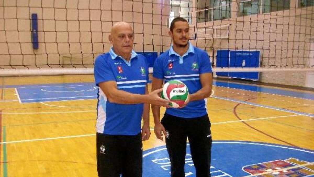 Piero Molducci y Alejandro Fernández antes de un entrenamiento.