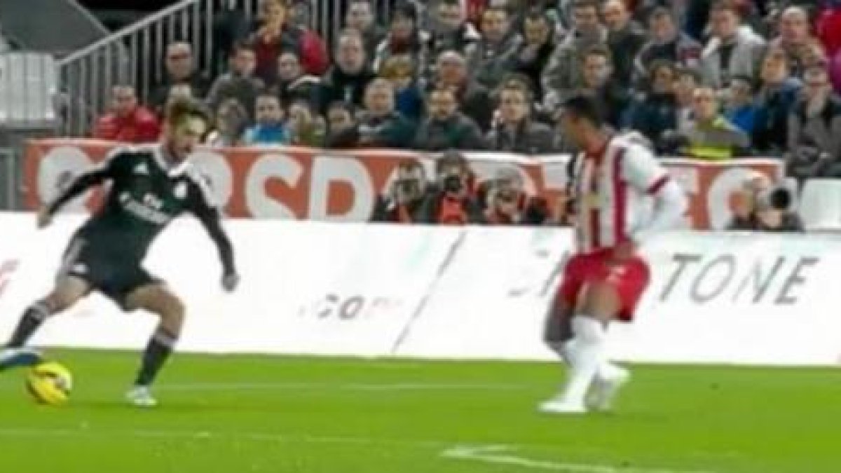 Isco en Almería con el Real Madrid.