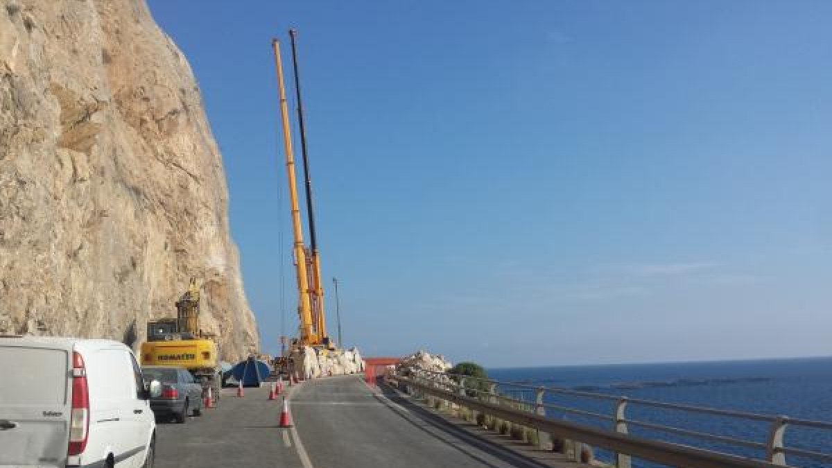 Carretera afectada por los cortes de tráfico.