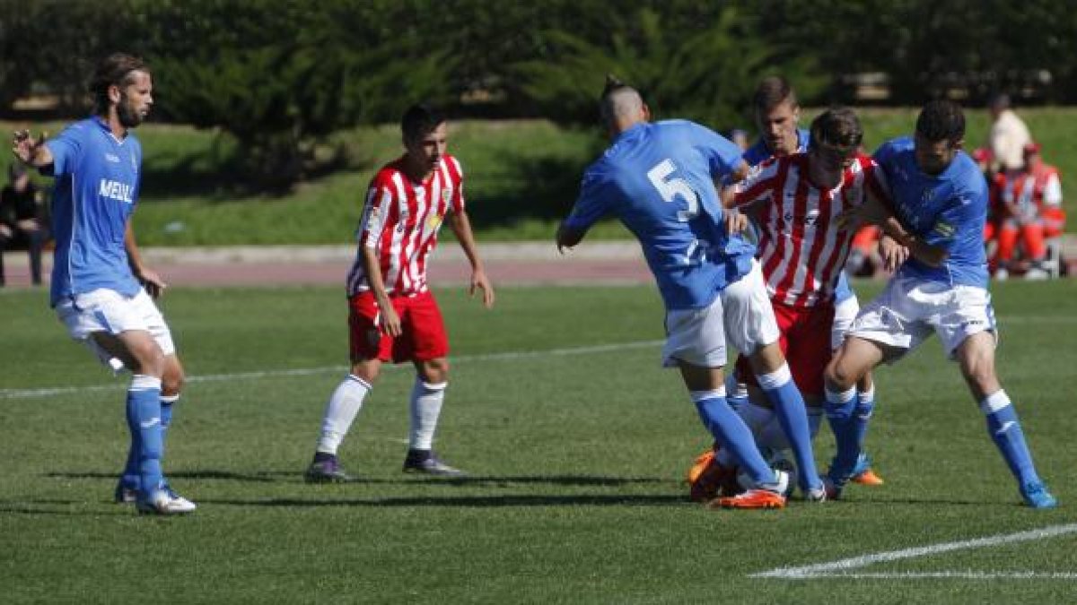 El Almería B es colista de Segunda B.