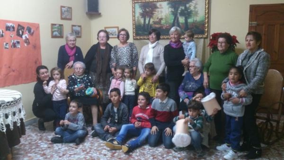 Participantes en el encuentro celebrado en Los Gallardos.