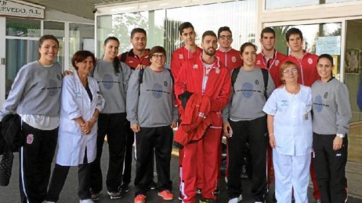 El C. B. Almería siempre solidario.