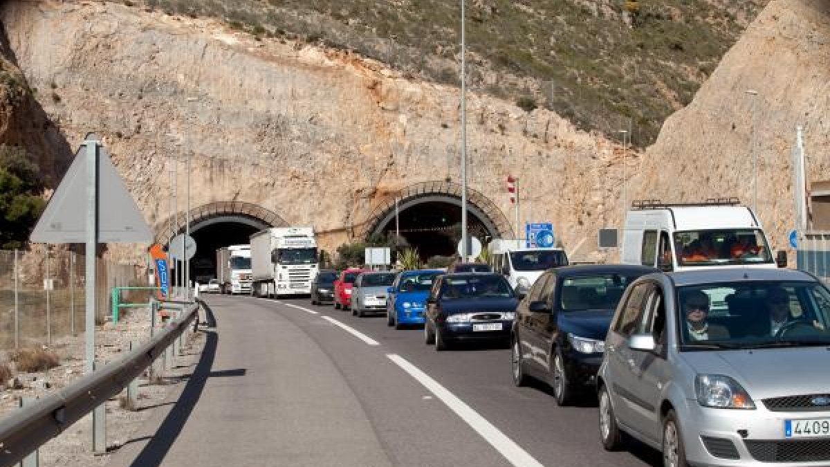 Imagen de retenciones en la autovía A-7