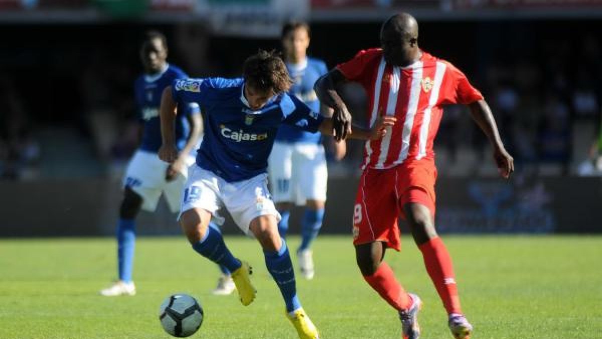 Modeste MBami en el partido contra el Xerez en 2010.