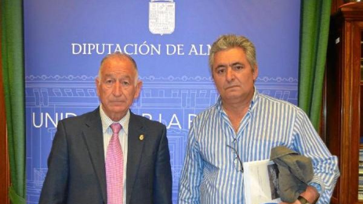 Jacinto Navarro, alcalde del municipio de Bayárcal.