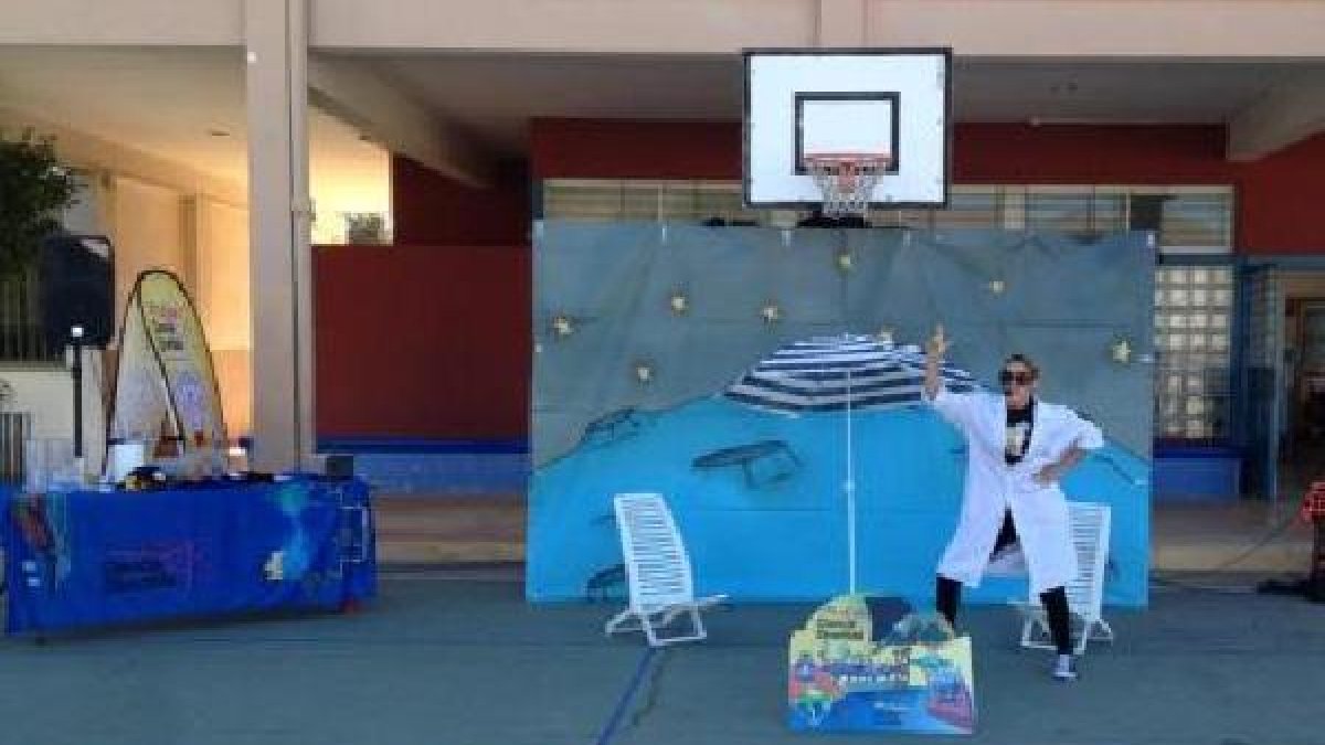 Divertido espectáculo de Ciencia Divertida en el Museo de Almería