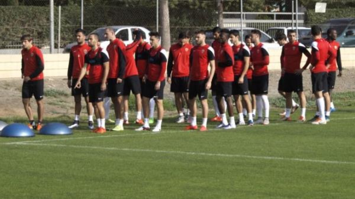 La plantilla se despide tras jugar en Oviedo.
