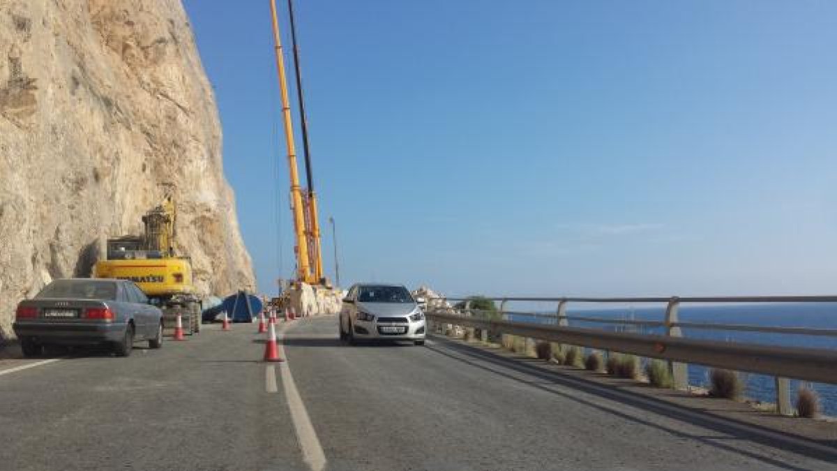 Tráfico parcialmente abierto en El Cañarete este fin de semana