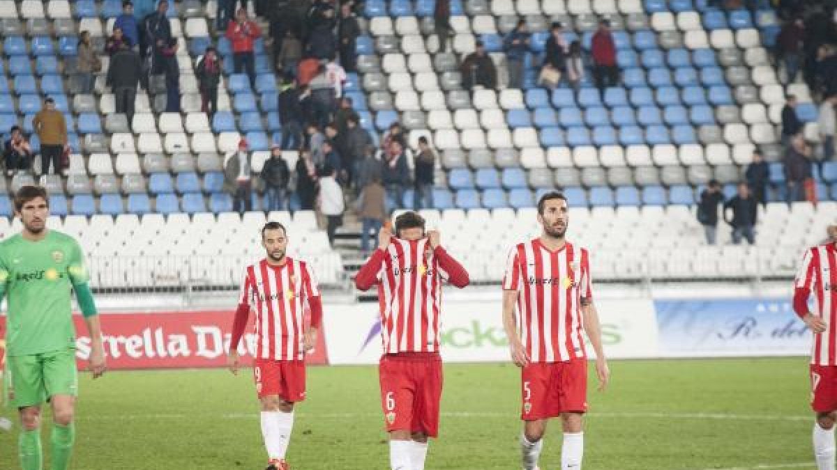 Los jugadores no dan con la tecla de la victoria.