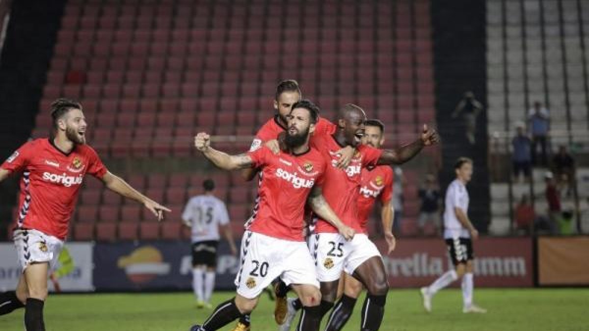 De la Espada celebrando el gol ante el Albacete.