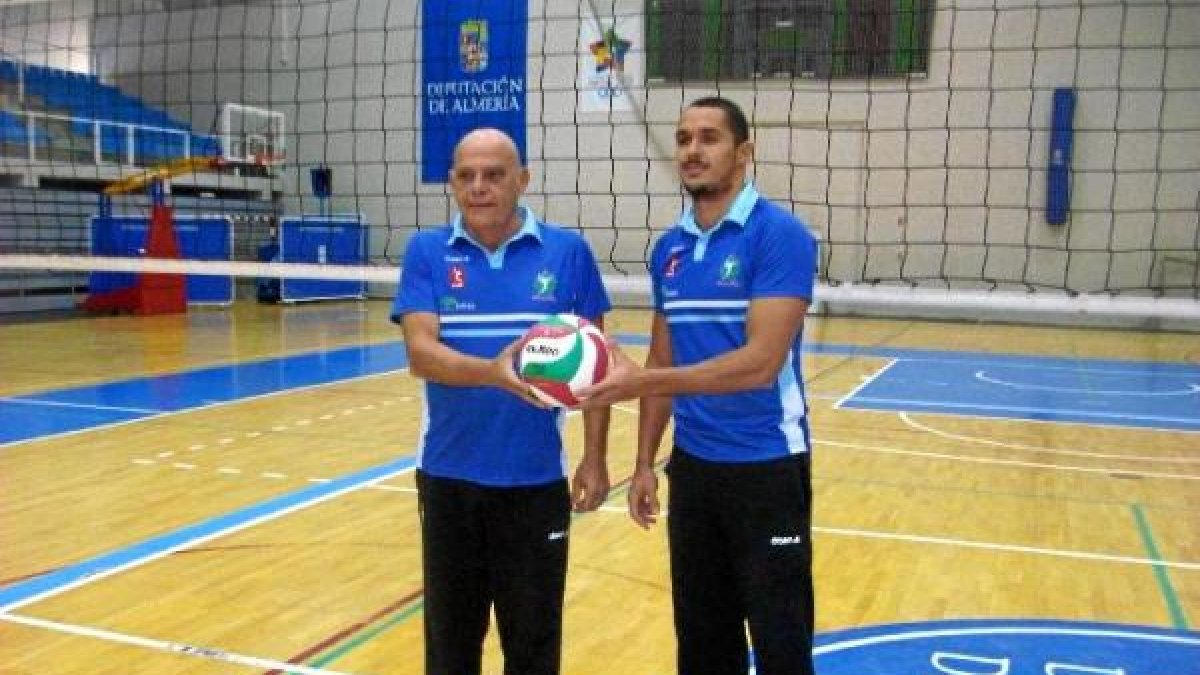 Piero Molducci con Alejandro Fernández.