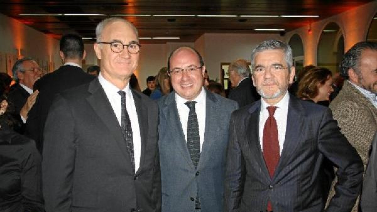 Pedro Luis Ripoll, Pedro Antonio Sánchez, presidente de la Comunidad de Murcia, y Mariano de Prado.